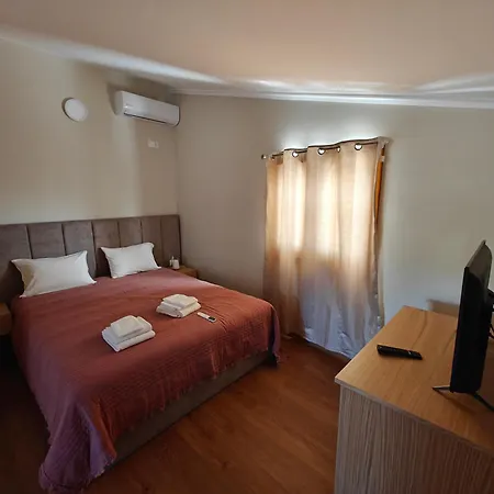 Quinta Da Libelinha Local - *